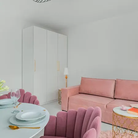 Baltic Blush - With A Sea View Apartment